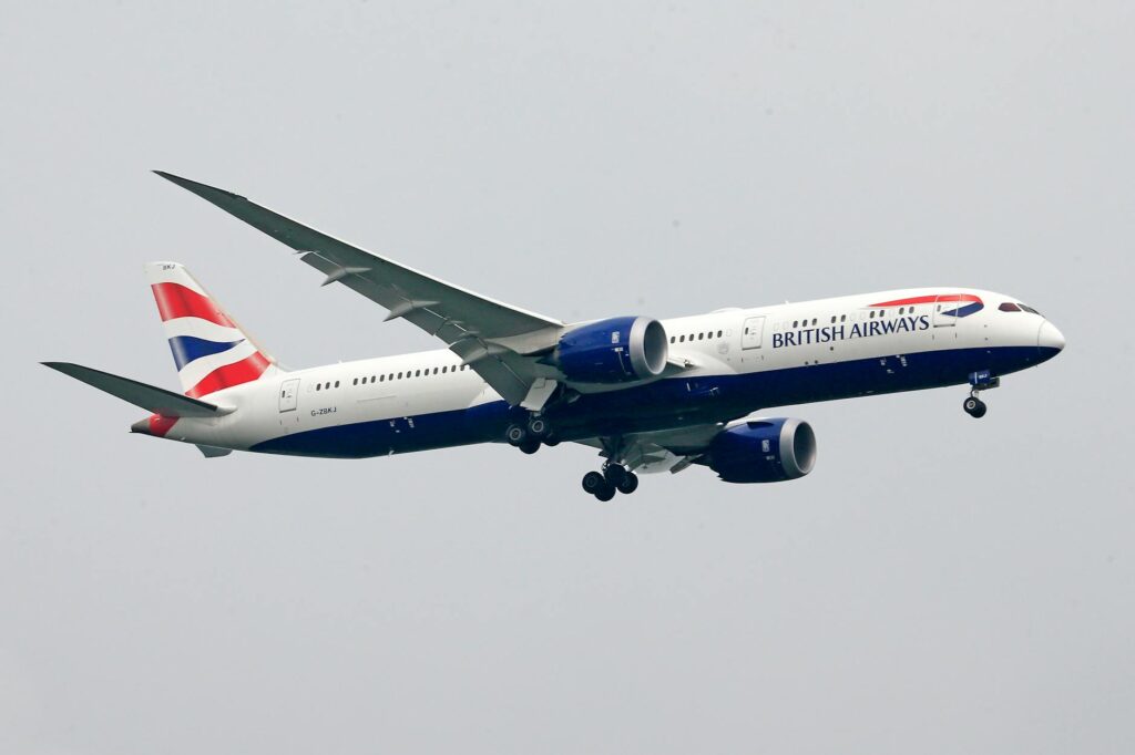 British Airways airplane emergency landing