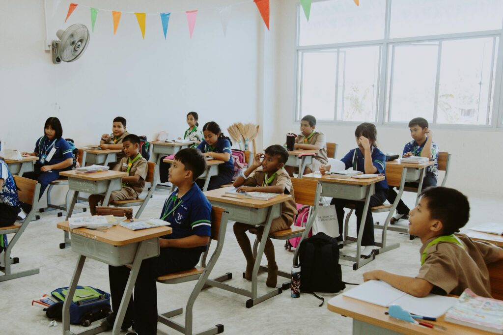 children following classroom rules