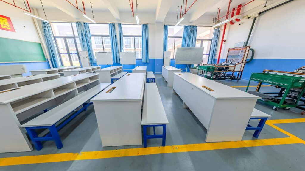 modern classroom 15 interior