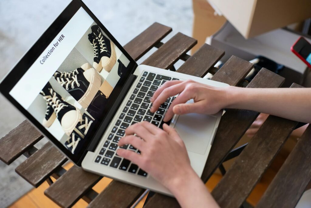 online graphic design tool interface