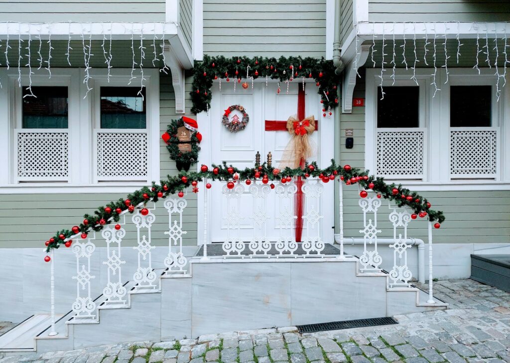 christmas classroom door decorations