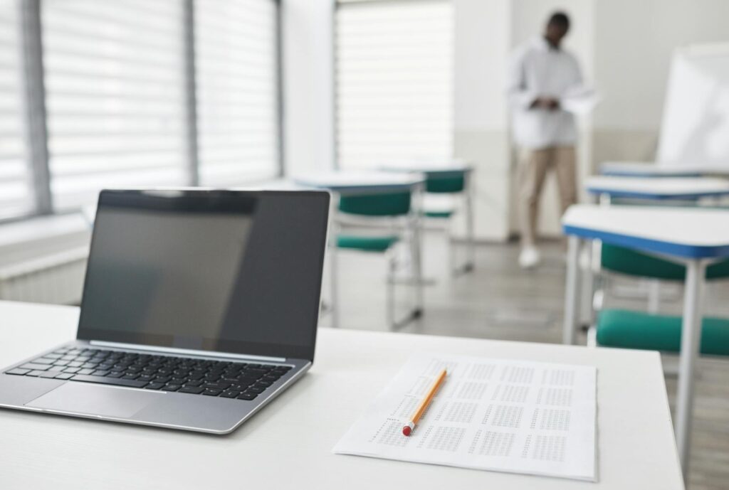 modern classroom screen setup