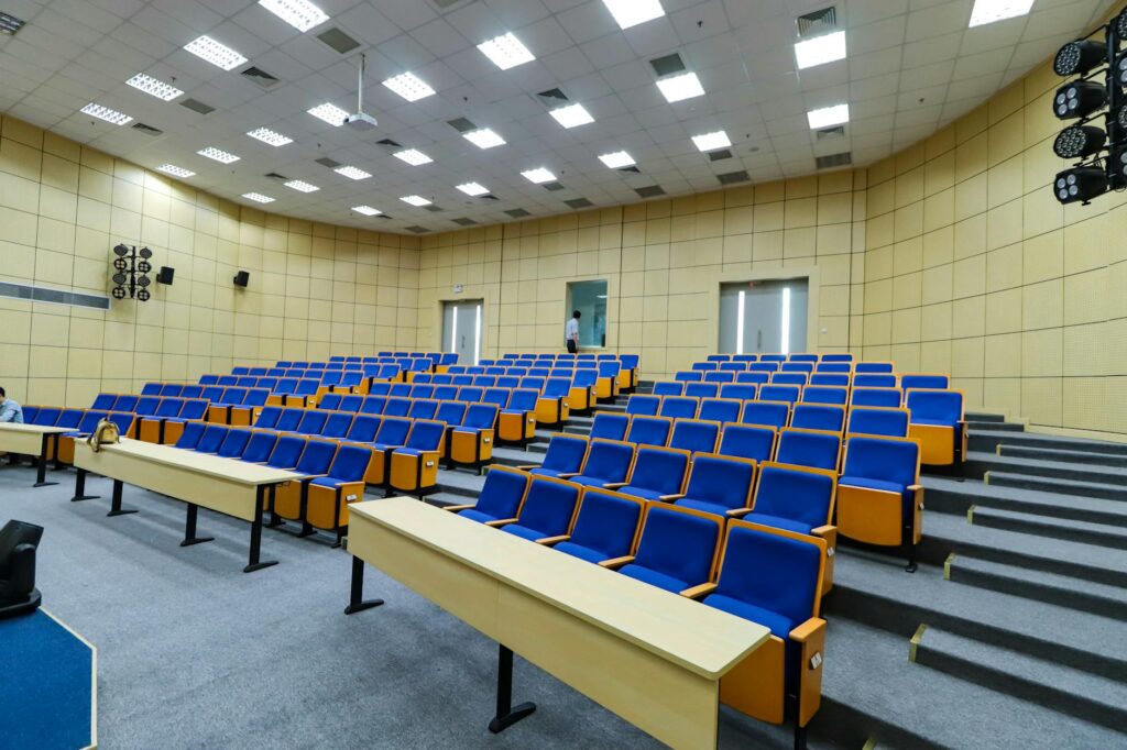modern flexible classroom seating