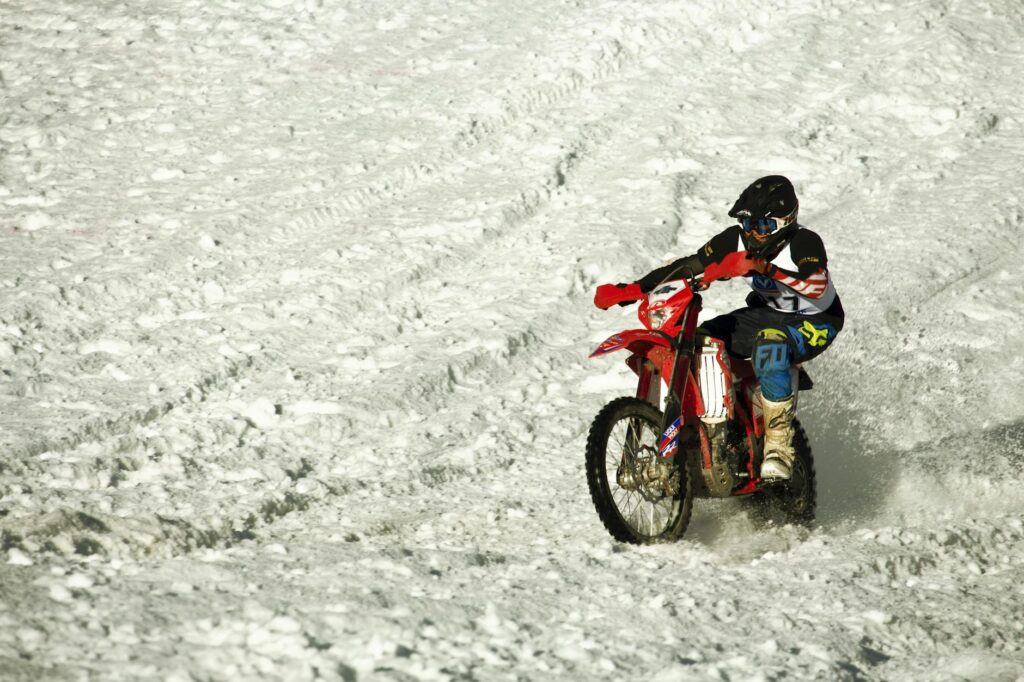 snow rider 3d classroom interface