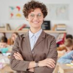 teacher implementing classroom management strategy